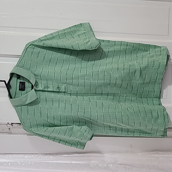 IZOD GOLF MEN'S SHORT SLEEVE SHIRT - Picture 1 of 9
